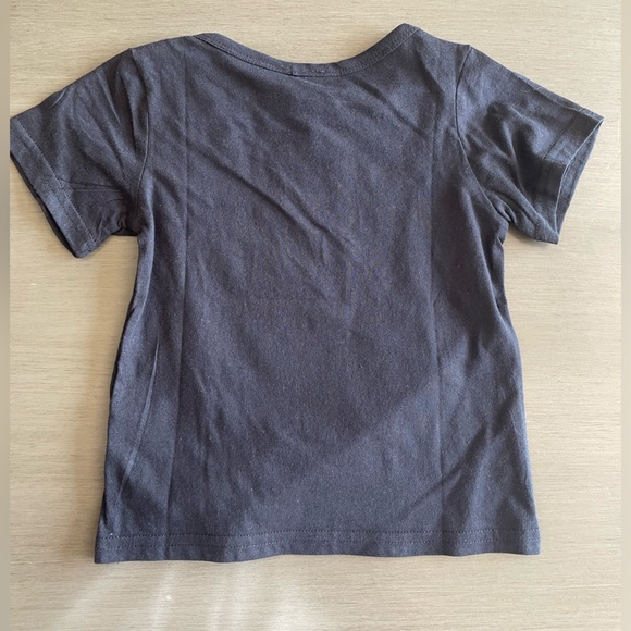 5/$25 Mini Sunflower T-Shirt Black Size 2T - Picture 4 of 5